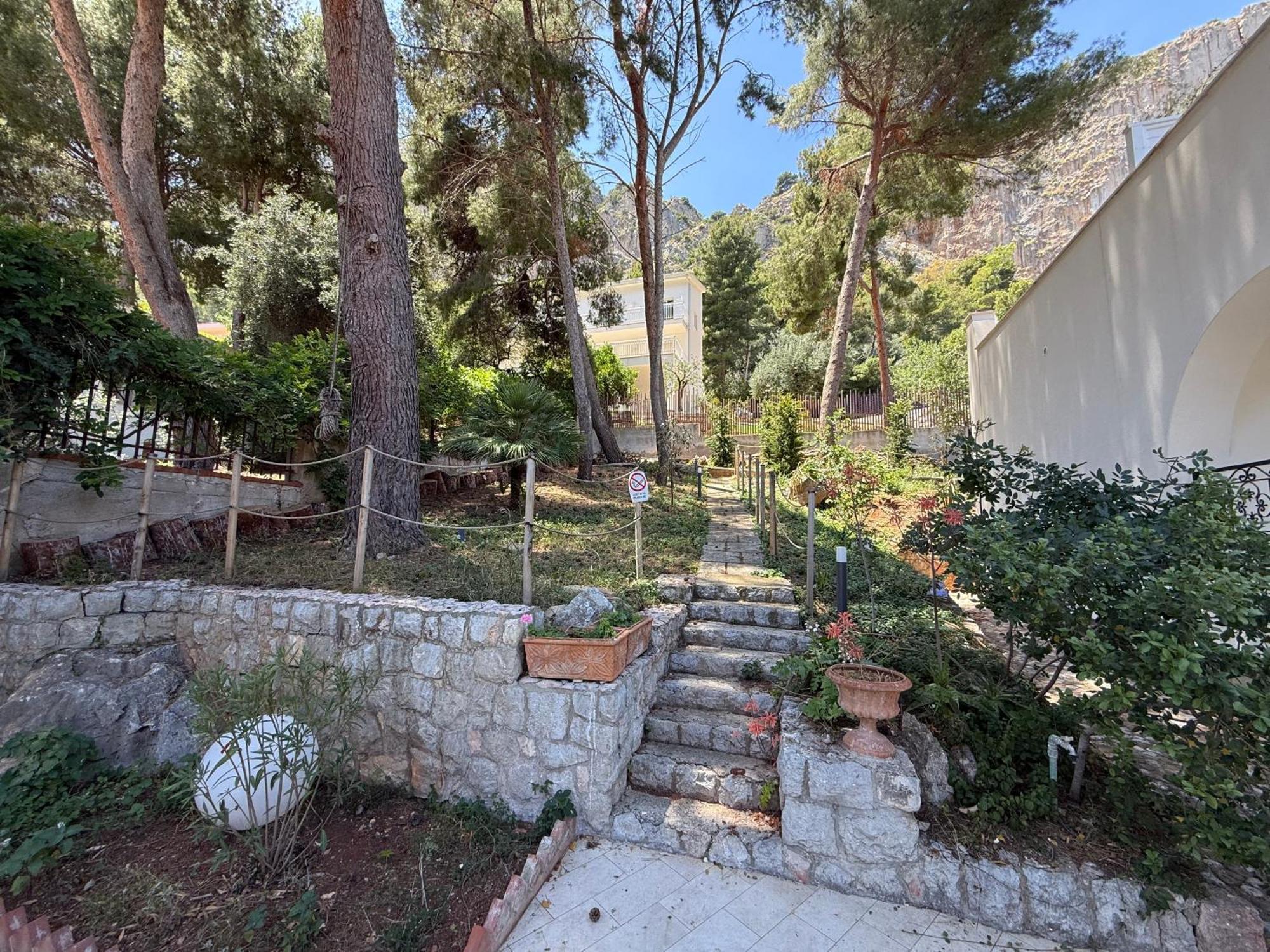 Villa Rubino Mondello - By Rentalbeb Italy Palermo Exterior foto